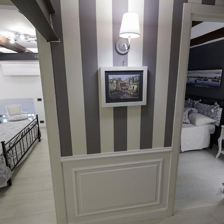 Happy House 31 Apartment Napoli Bagian luar foto