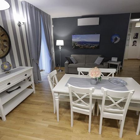 Happy House 31 Apartment Napoli Bagian luar foto