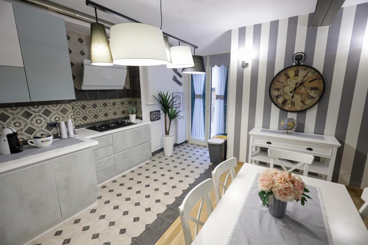 Happy House 31 Apartment Napoli Bagian luar foto