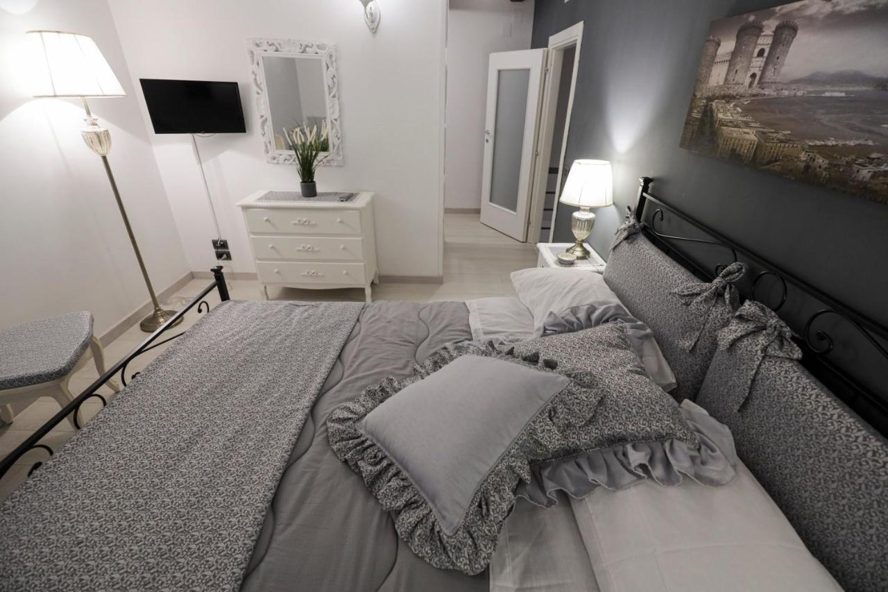 Happy House 31 Apartment Napoli Bagian luar foto