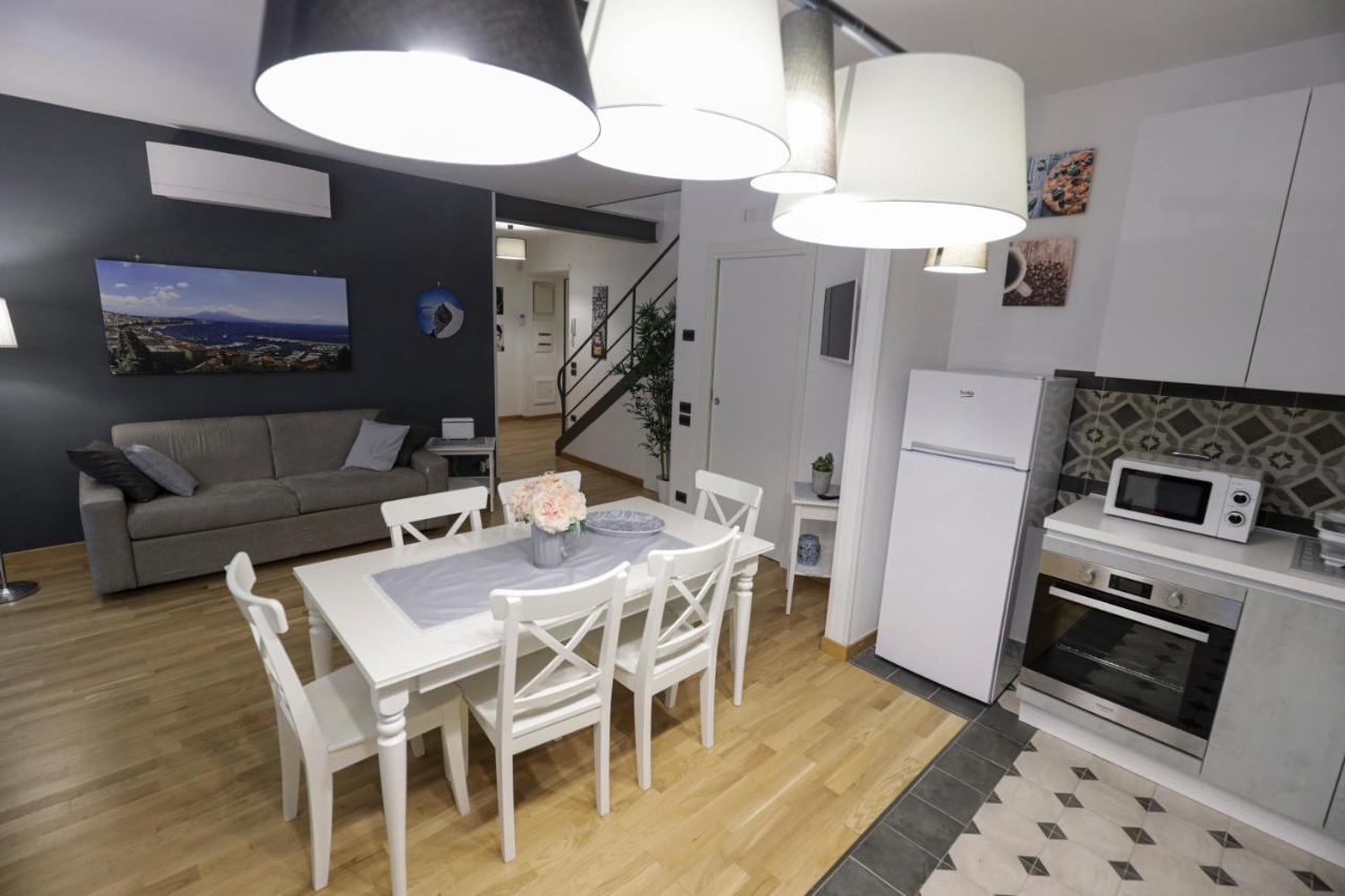 Happy House 31 Apartment Napoli Bagian luar foto