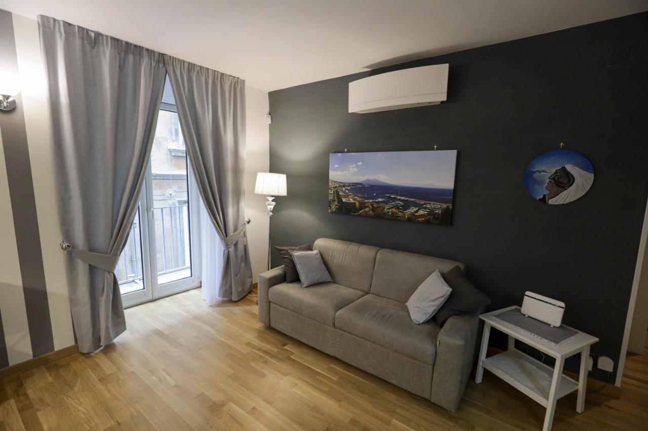 Happy House 31 Apartment Napoli Bagian luar foto